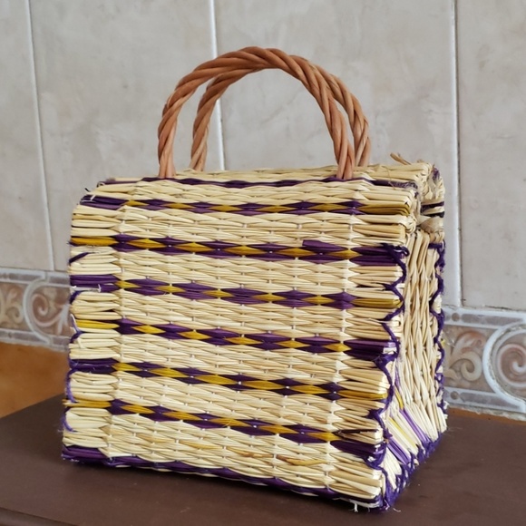 Handmade straw summer handbag - Picture 2 of 8
